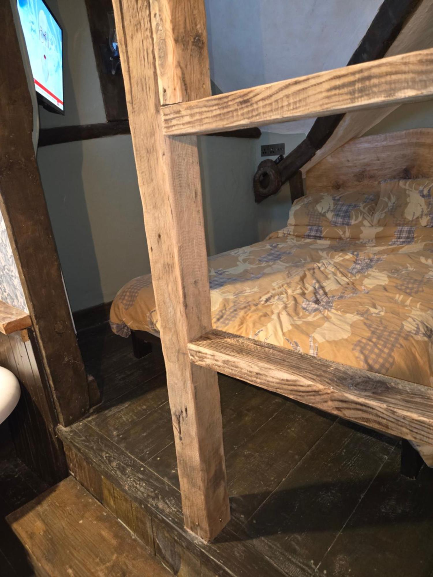 The White Hart Inn Tetford Стая снимка